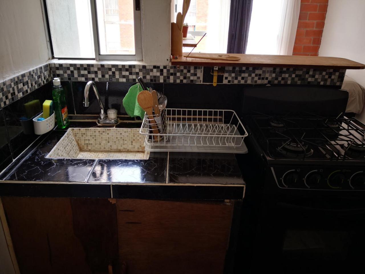 Apartamento Urbanización Capri, Cerca A Universidad De Antioquia Apartamento *