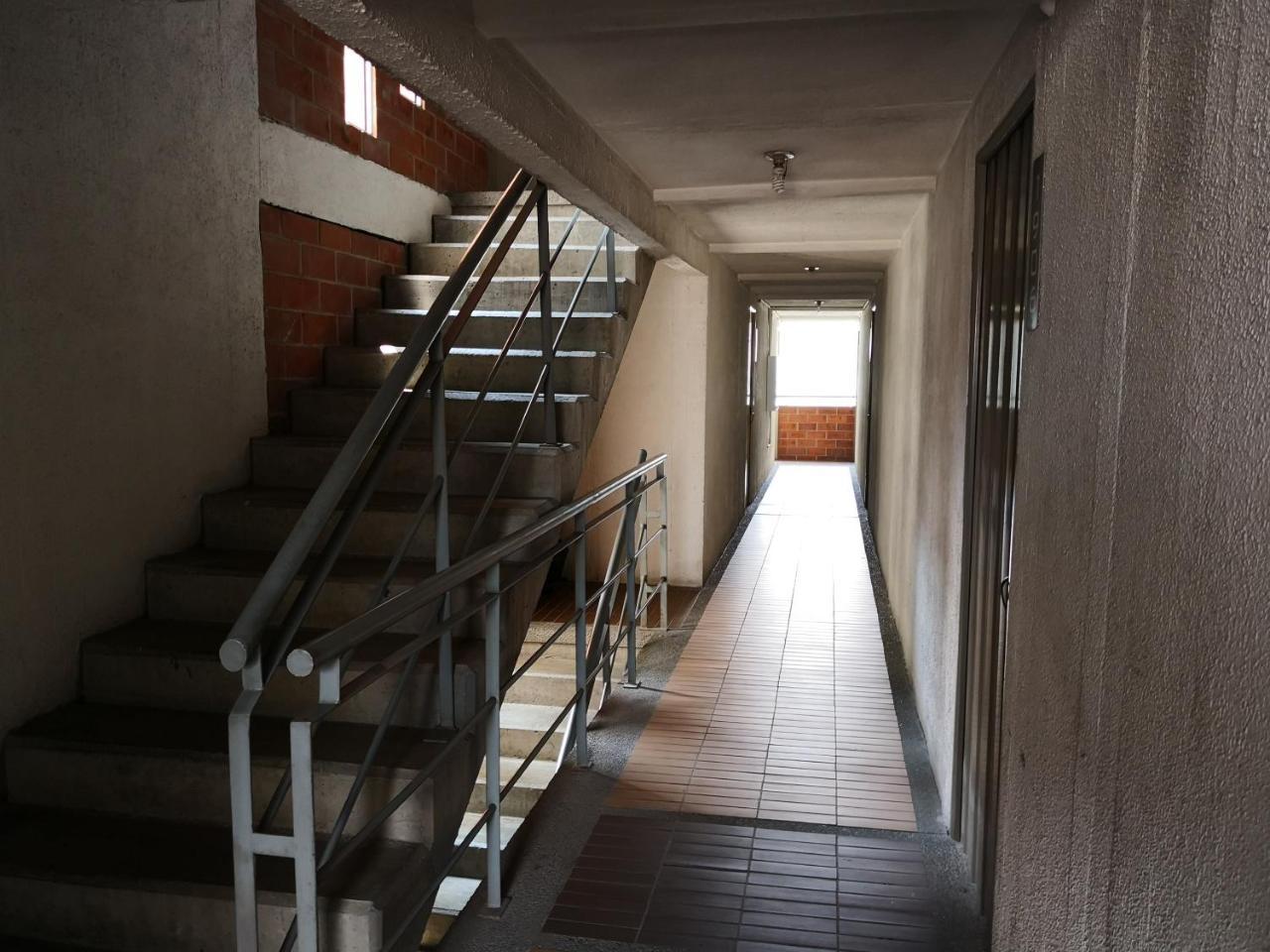 Apartamento Apartamento Urbanización Capri, Cerca A Universidad De Antioquia