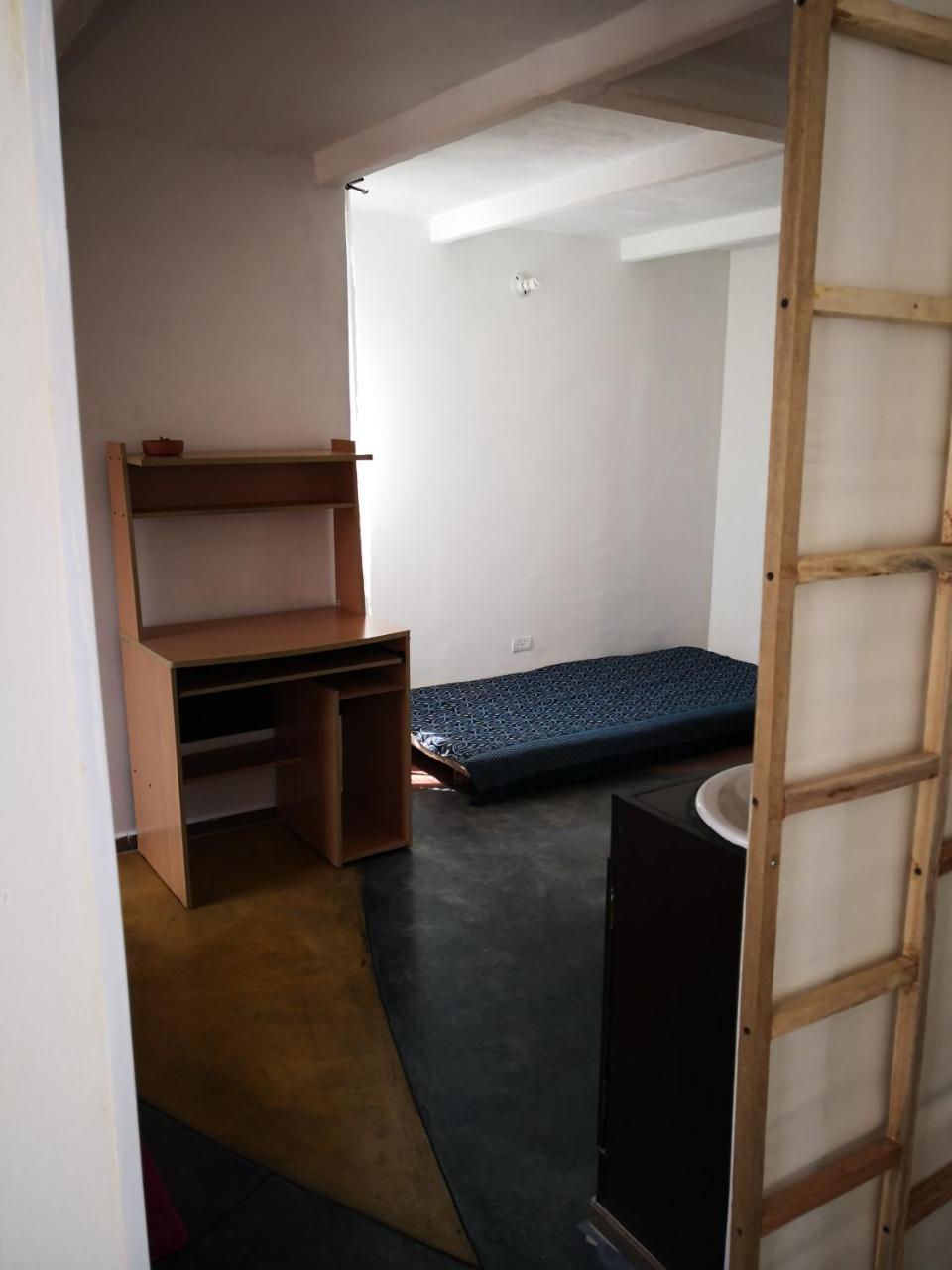 Apartamento Apartamento Urbanización Capri, Cerca A Universidad De Antioquia