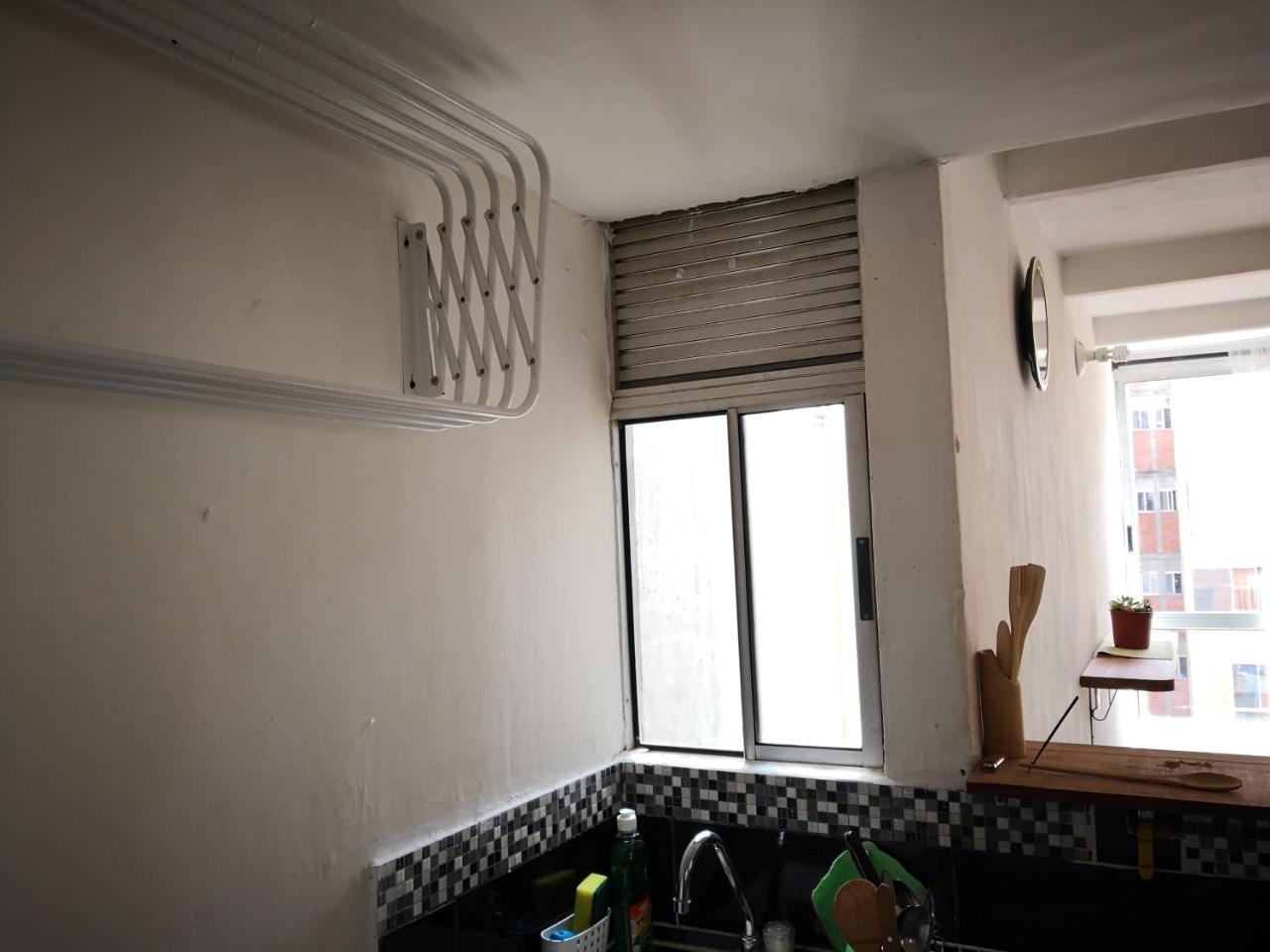 Apartamento Urbanización Capri, Cerca A Universidad De Antioquia Medellín