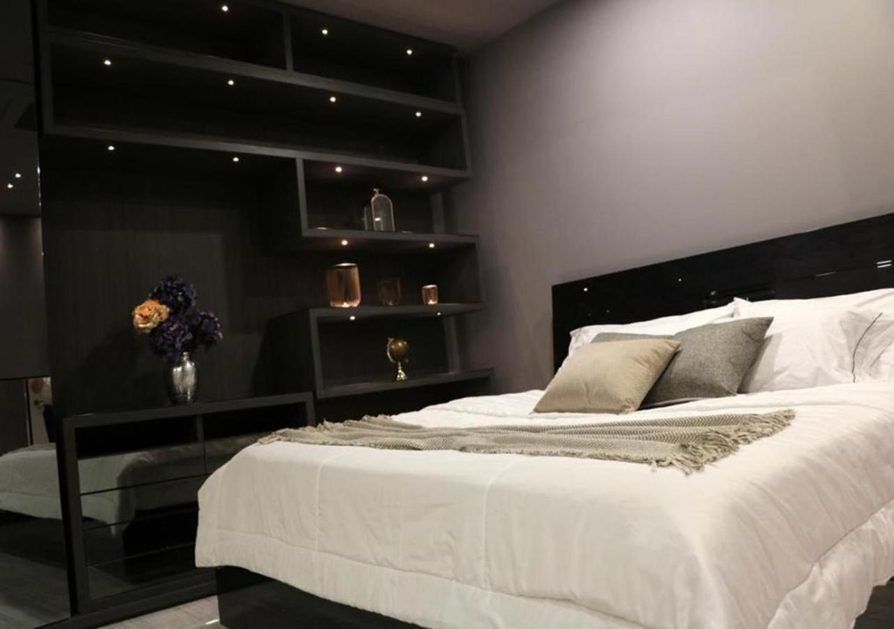 Paris Luxury Hotel