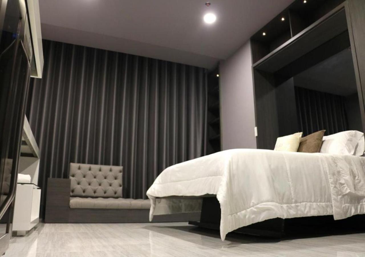 Paris Luxury Hotel 3*