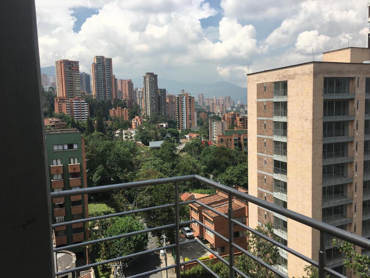 Cyan Poblado By Mde Medellín