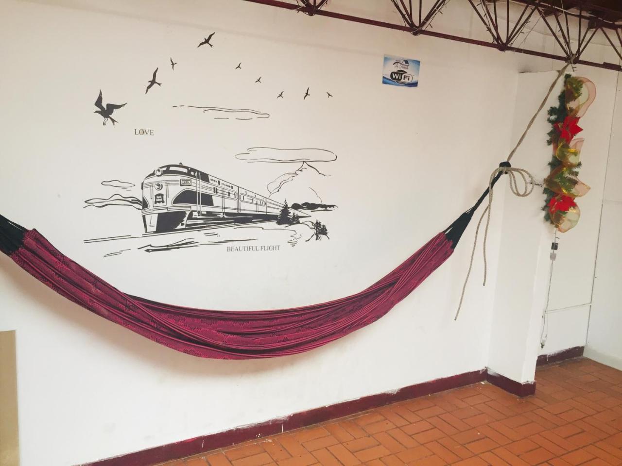 Hostal La Floresta *