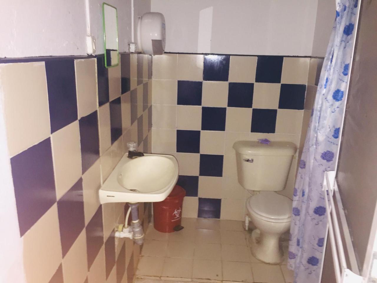 La Floresta Hostal