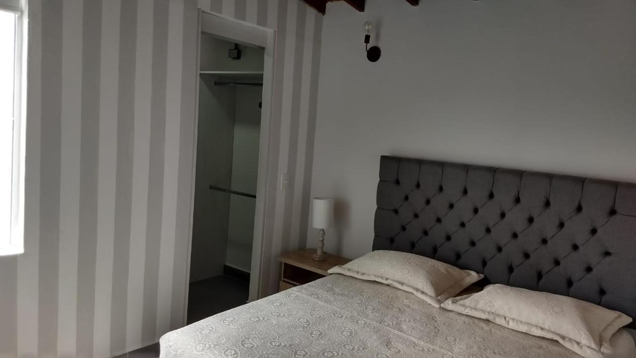 Hotel económico Santa Maria Suites *