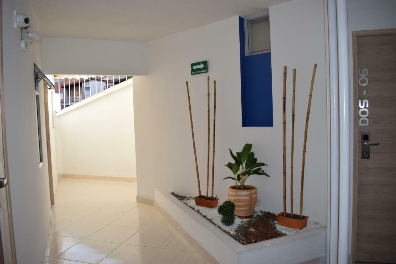 Suites 44 Laureles Hotel