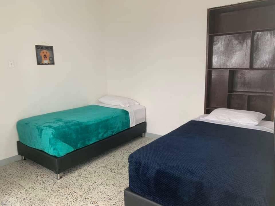 Hostal 4u *