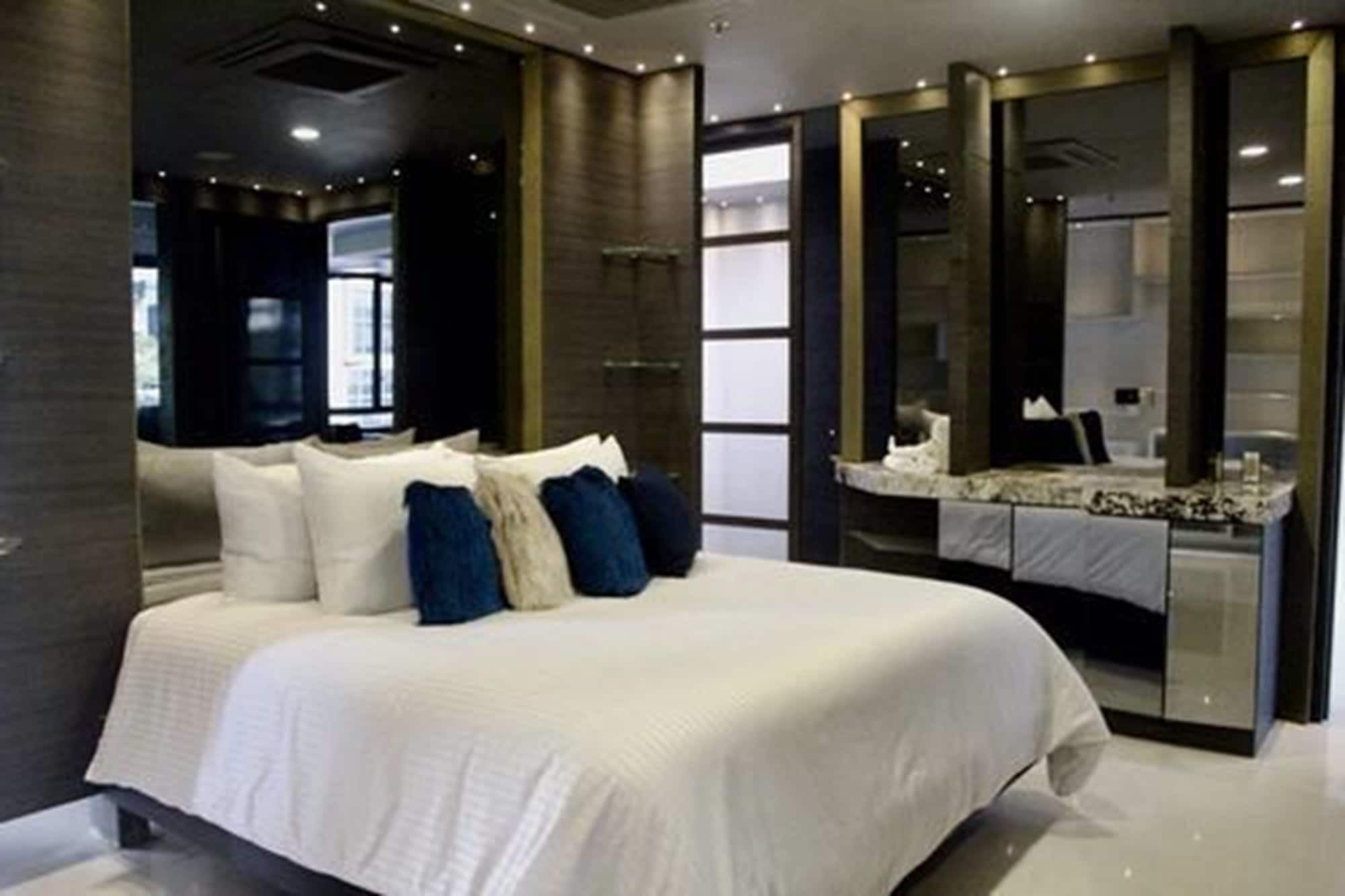 Paris Luxury 3* Medellín
