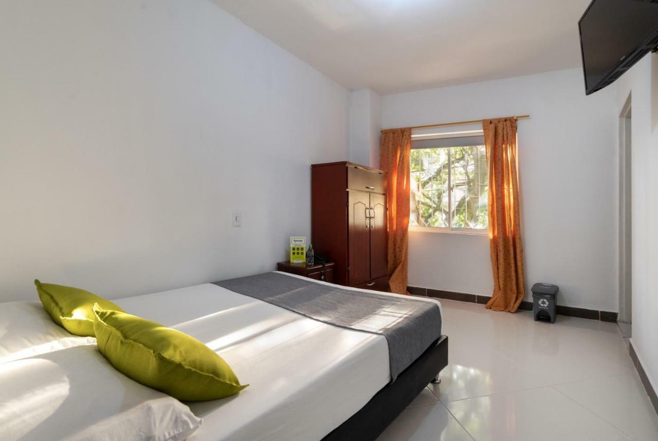 Ayenda 1234 Imperio 70 Hotel 3*