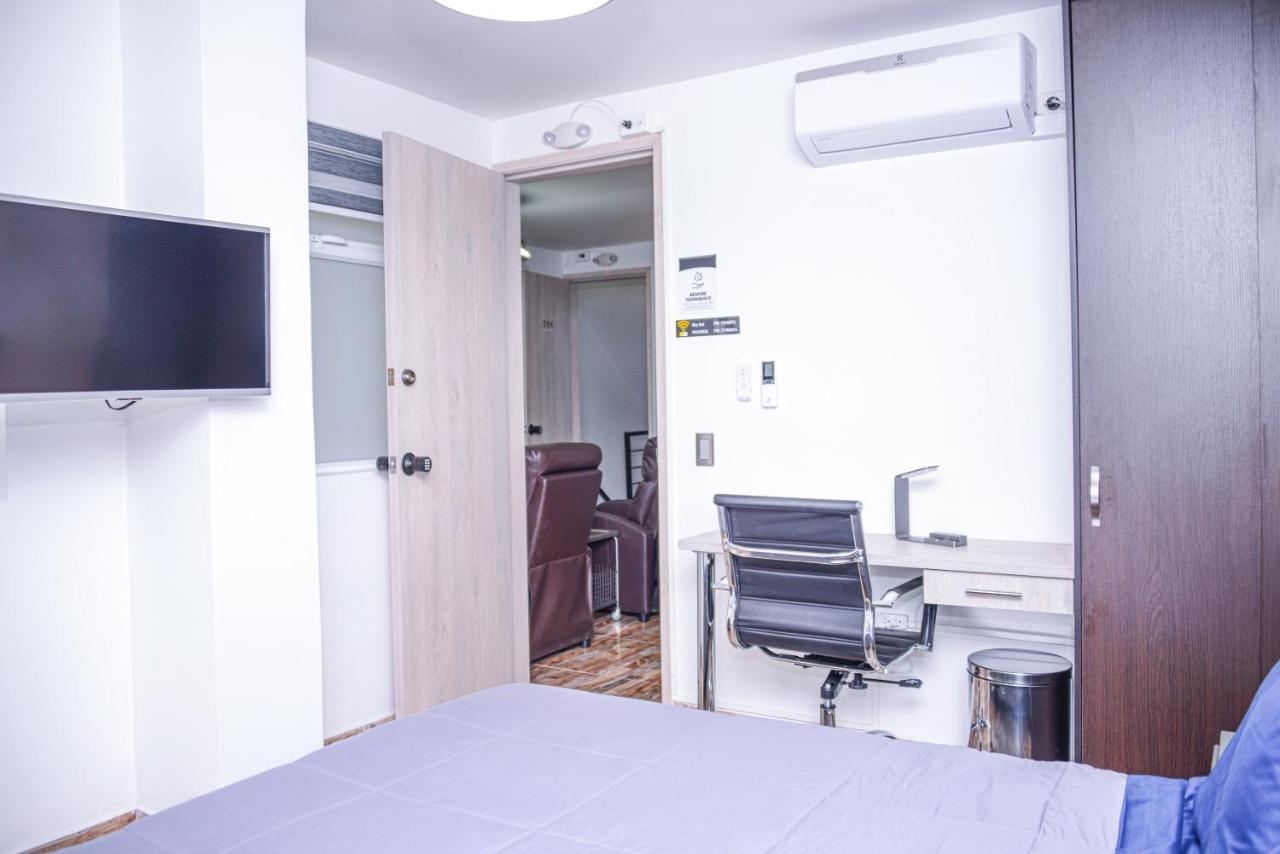 Miracle Aparthotel