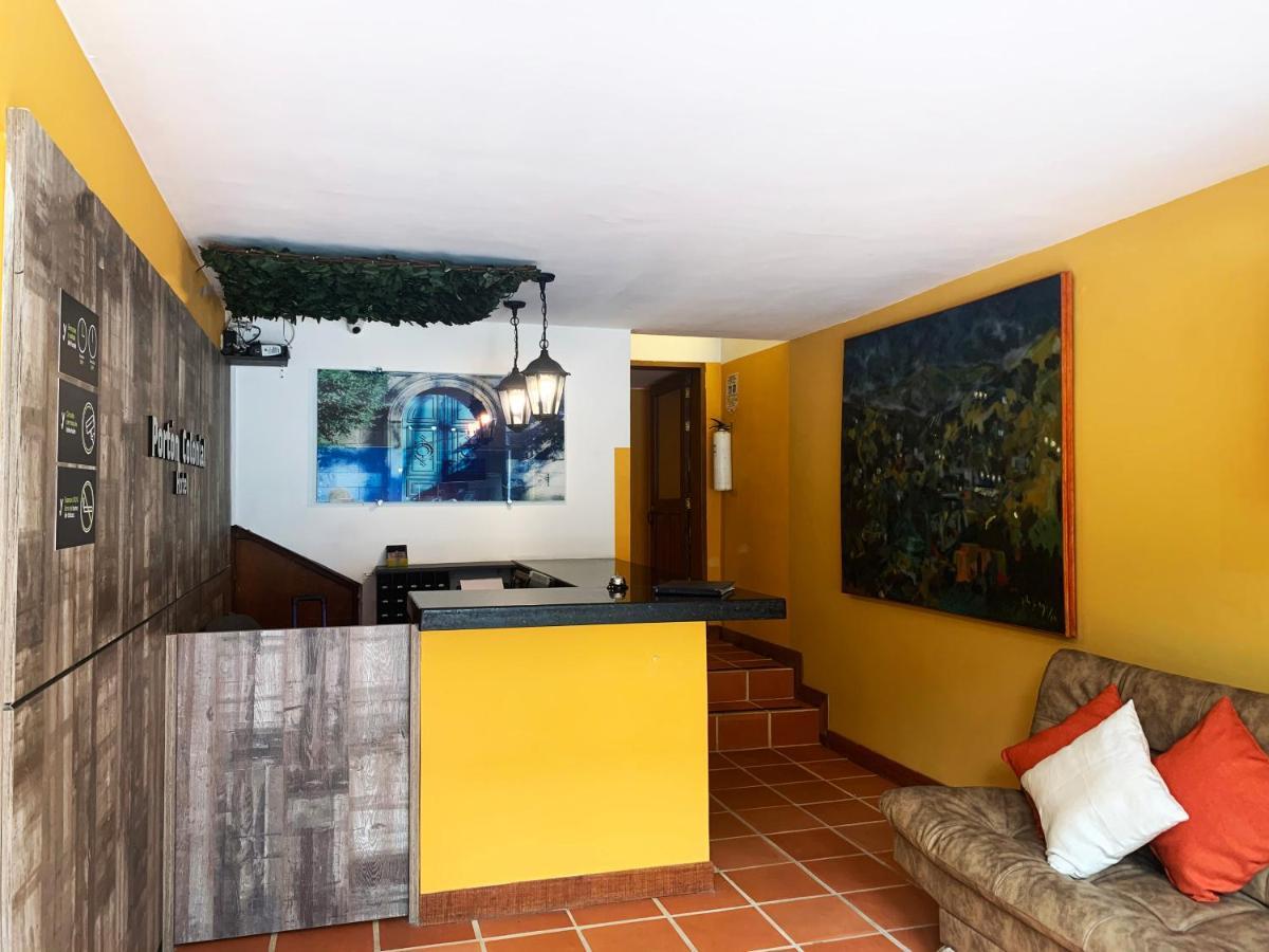 Porton Colonial Hotel