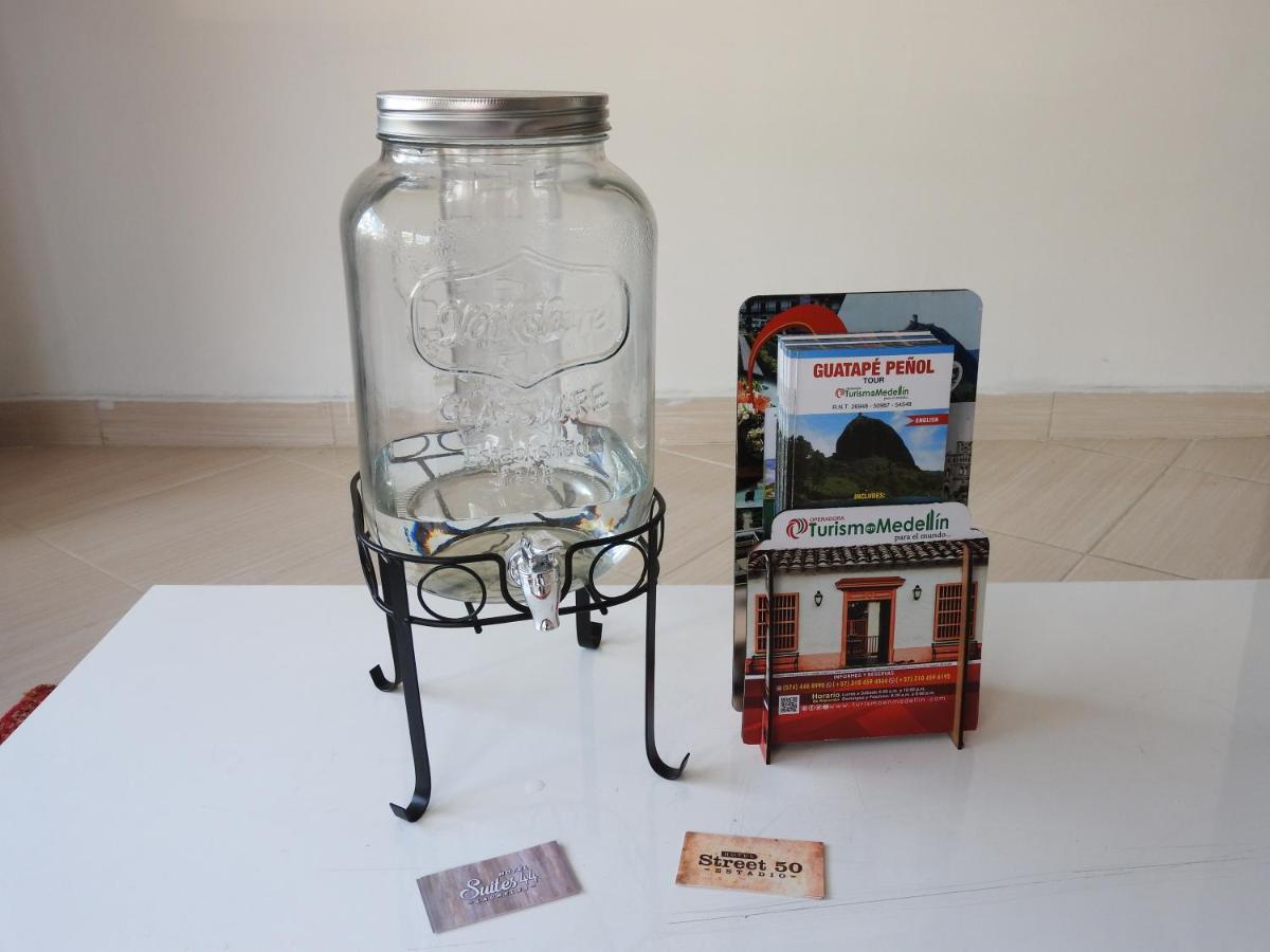 Hotel Suites 44 Laureles