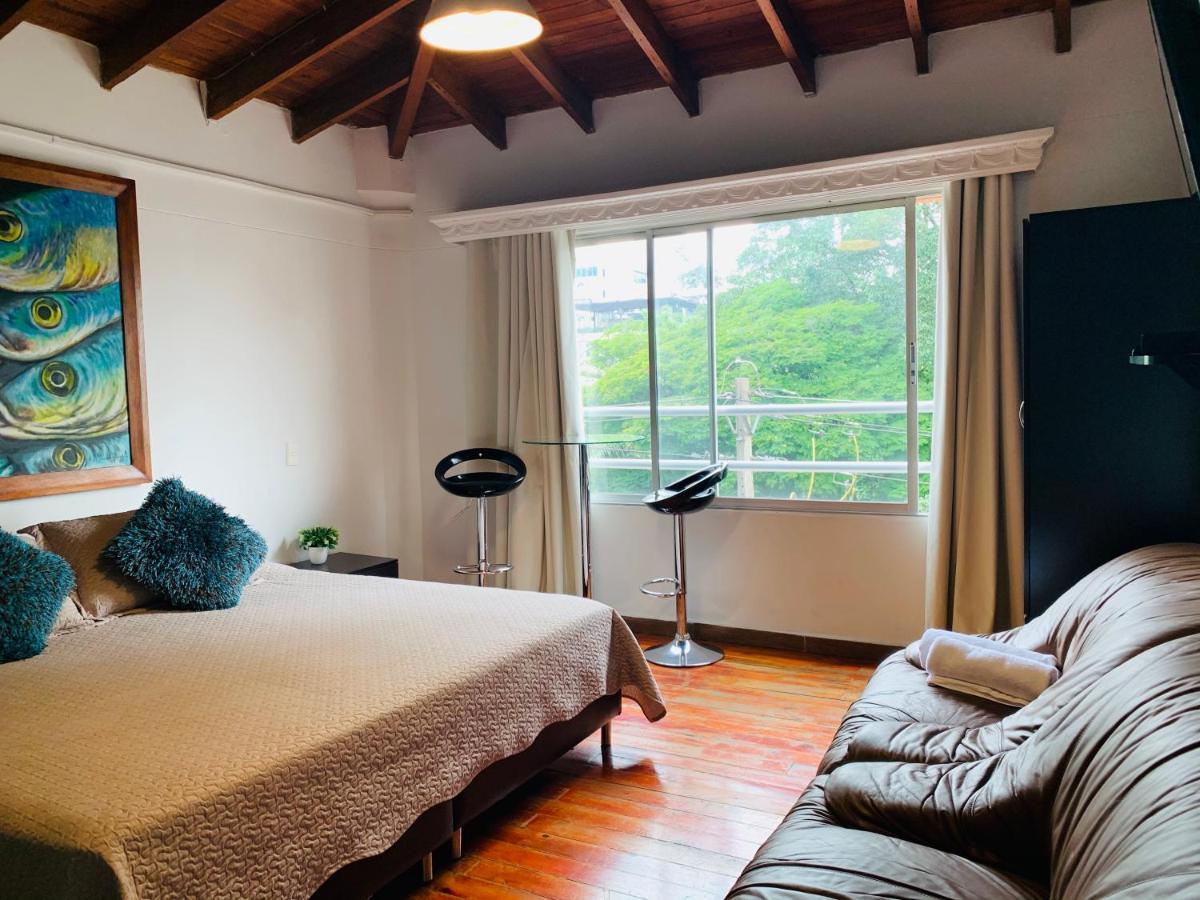Lleras Premium #1 Hotel