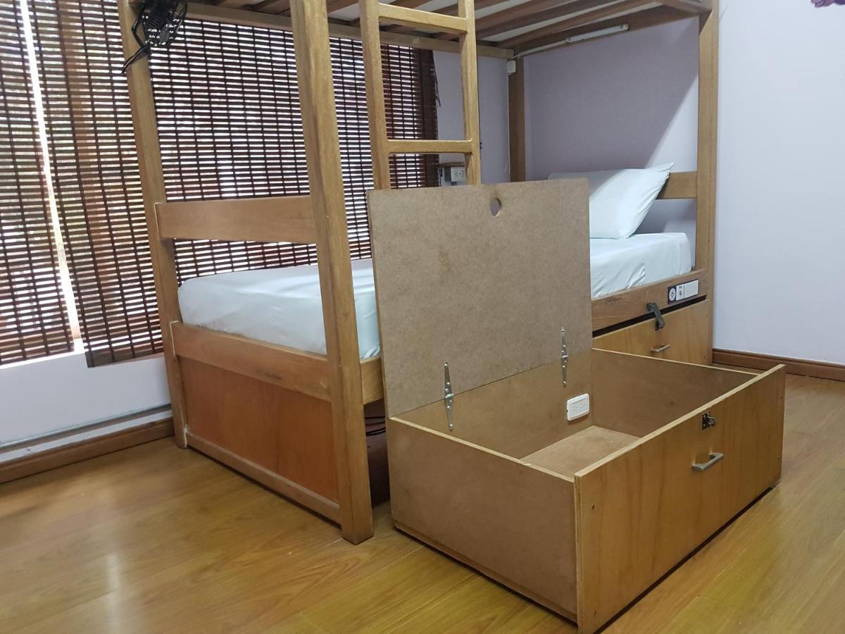 Hostal Purple Monkey *