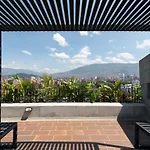 Moderno Y Amplio Apartamento En Laureles 8