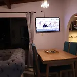 Wonderful House With Views In Medellin-Fiber Optics