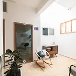 Encantador Loft Central En Medellin Con Parking 306