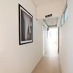 Encantador Loft Central En Medellin Con Parking 306
