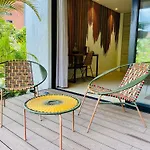 Patio Del Mundo