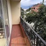 Casa Muy Amplia Con Excelente Ubicacion Familiar