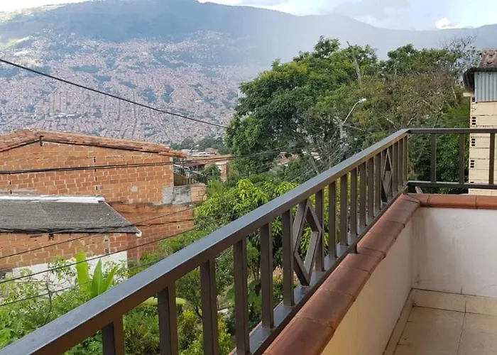 Wonderful House With Views In Medellin-Fiber Optics