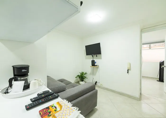 Encantador Loft Central En Medellin Con Parking 306