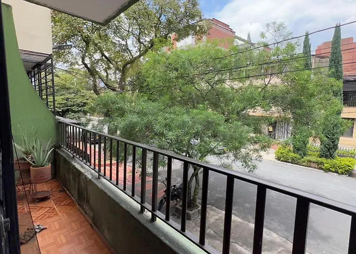 Apartamento Laureles, Cerca A La Estacion Floresta