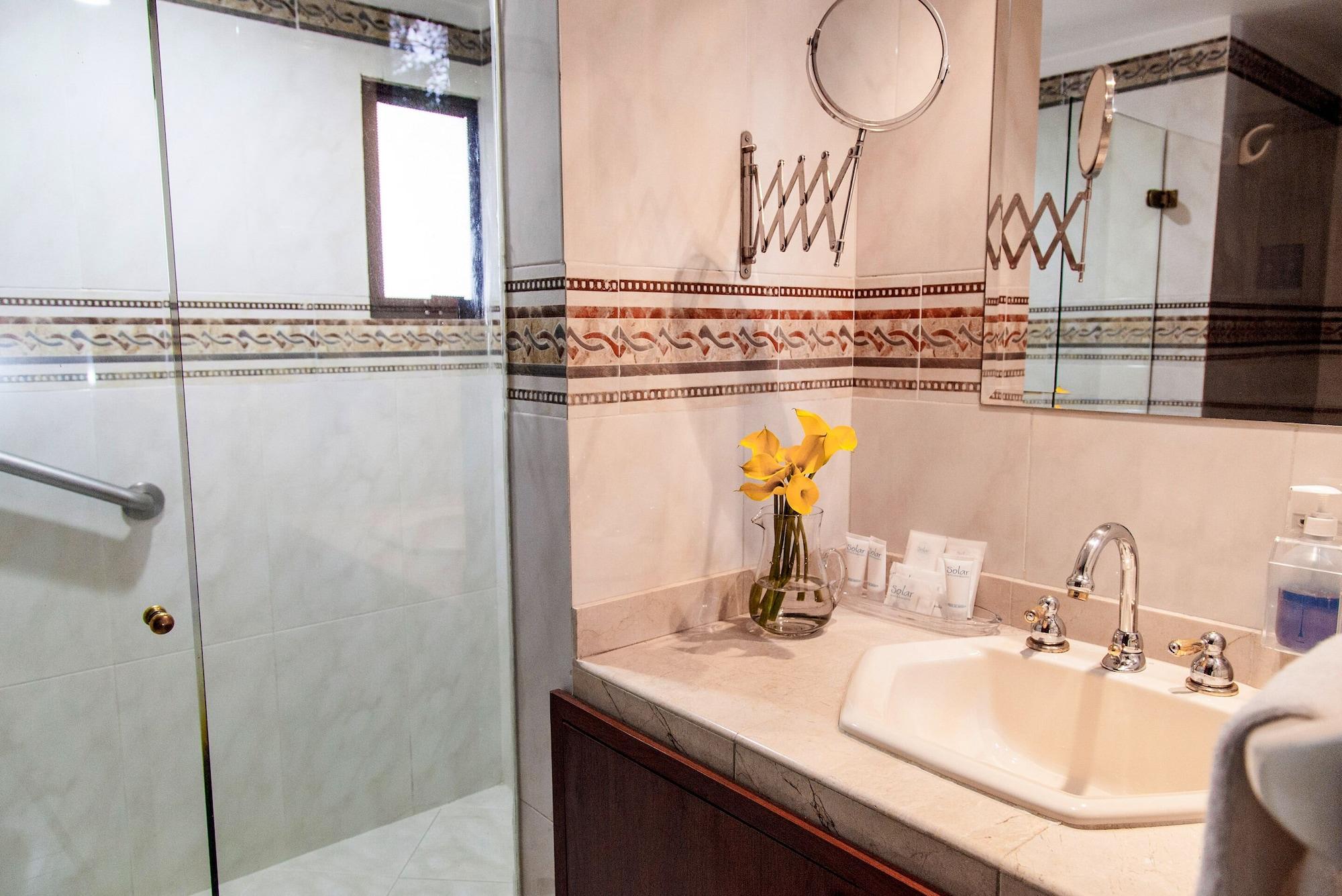Casa Laureles Hotel