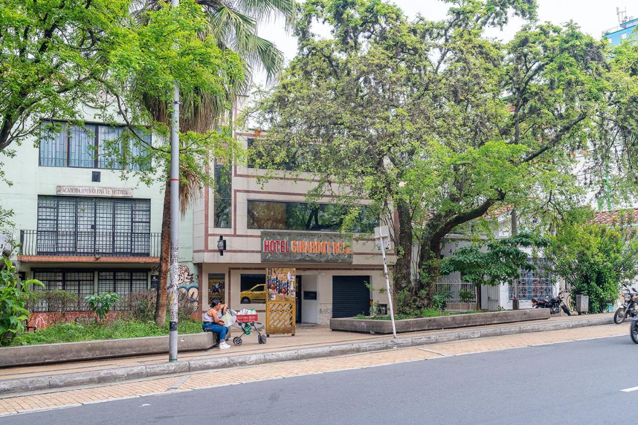 Ayenda Girardot Real Hotel *