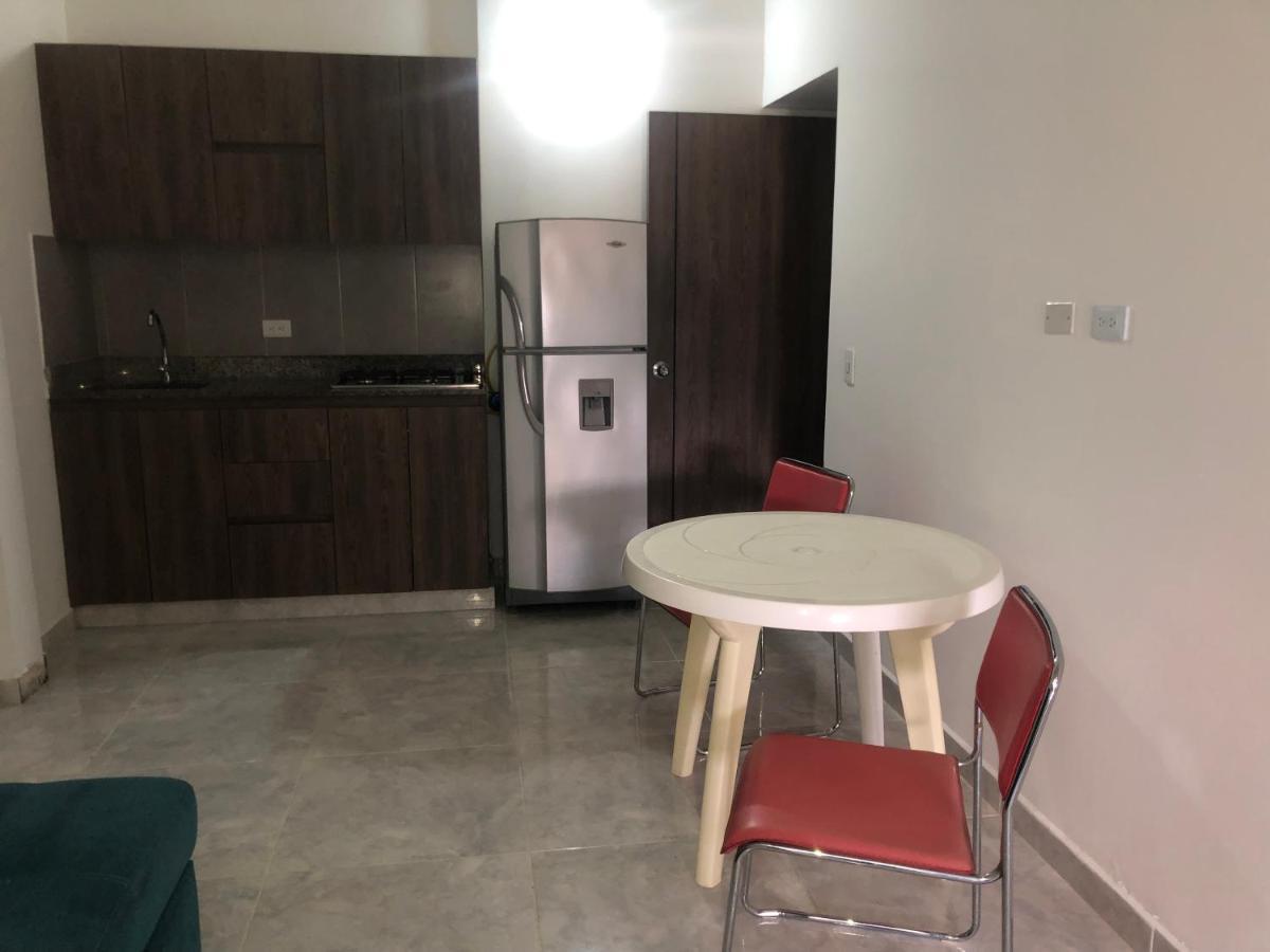 Apartamento Comodo En Laureles, Centrico Y Bien Ubicado Apto404