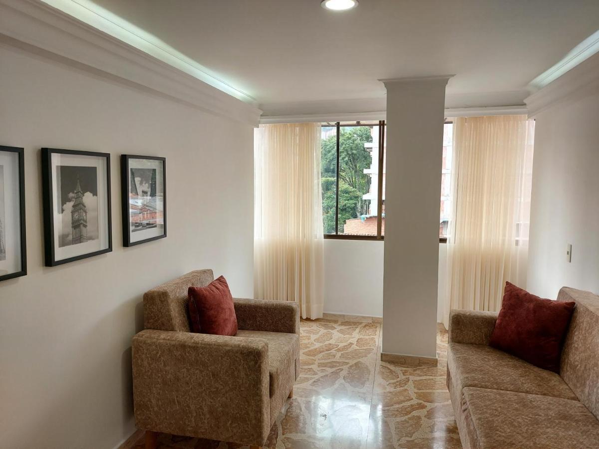 Duplex Colores - Estadio Apartamento