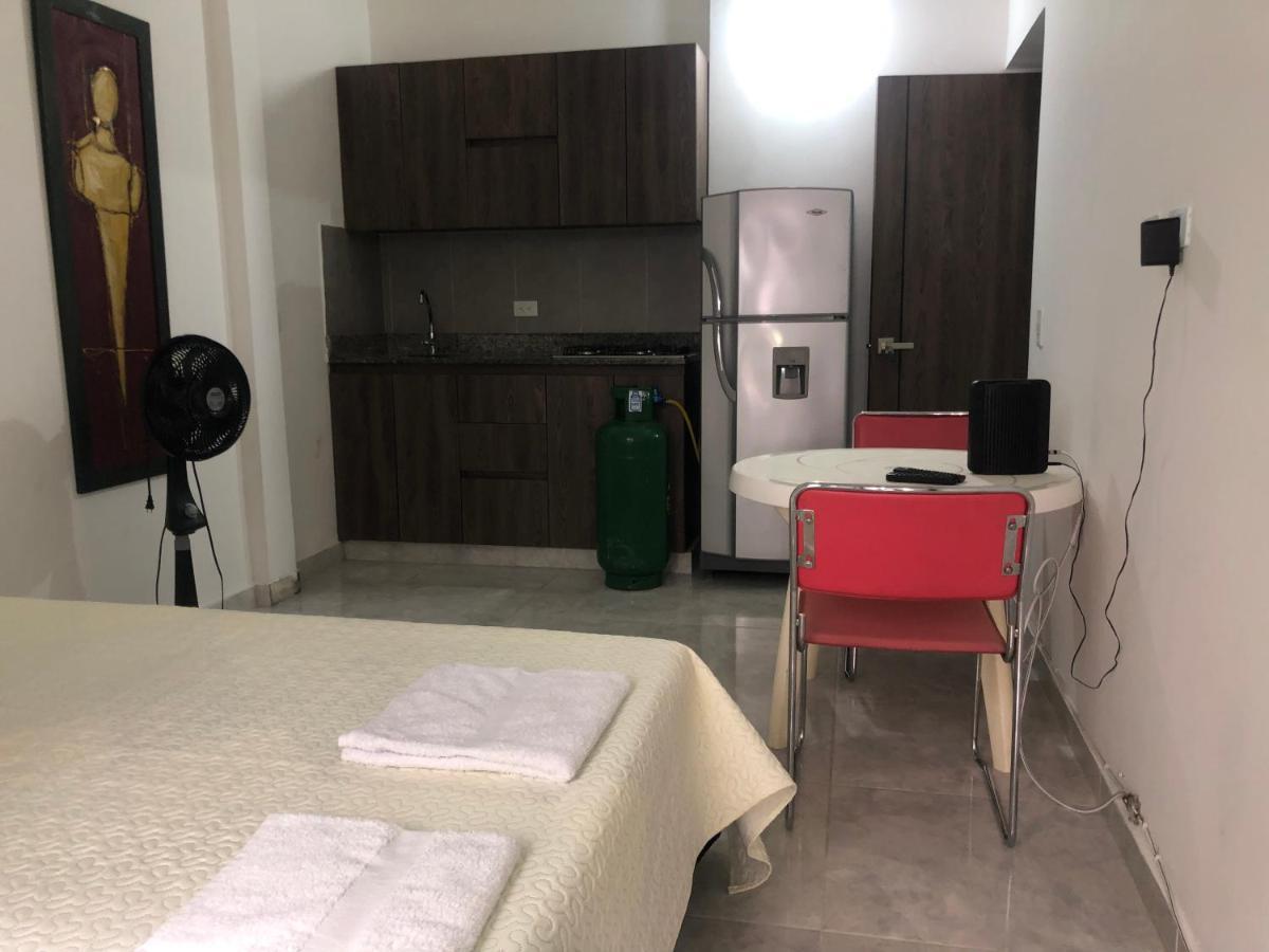 Apartamento Comodo En Laureles, Centrico Y Bien Ubicado Apto404 *