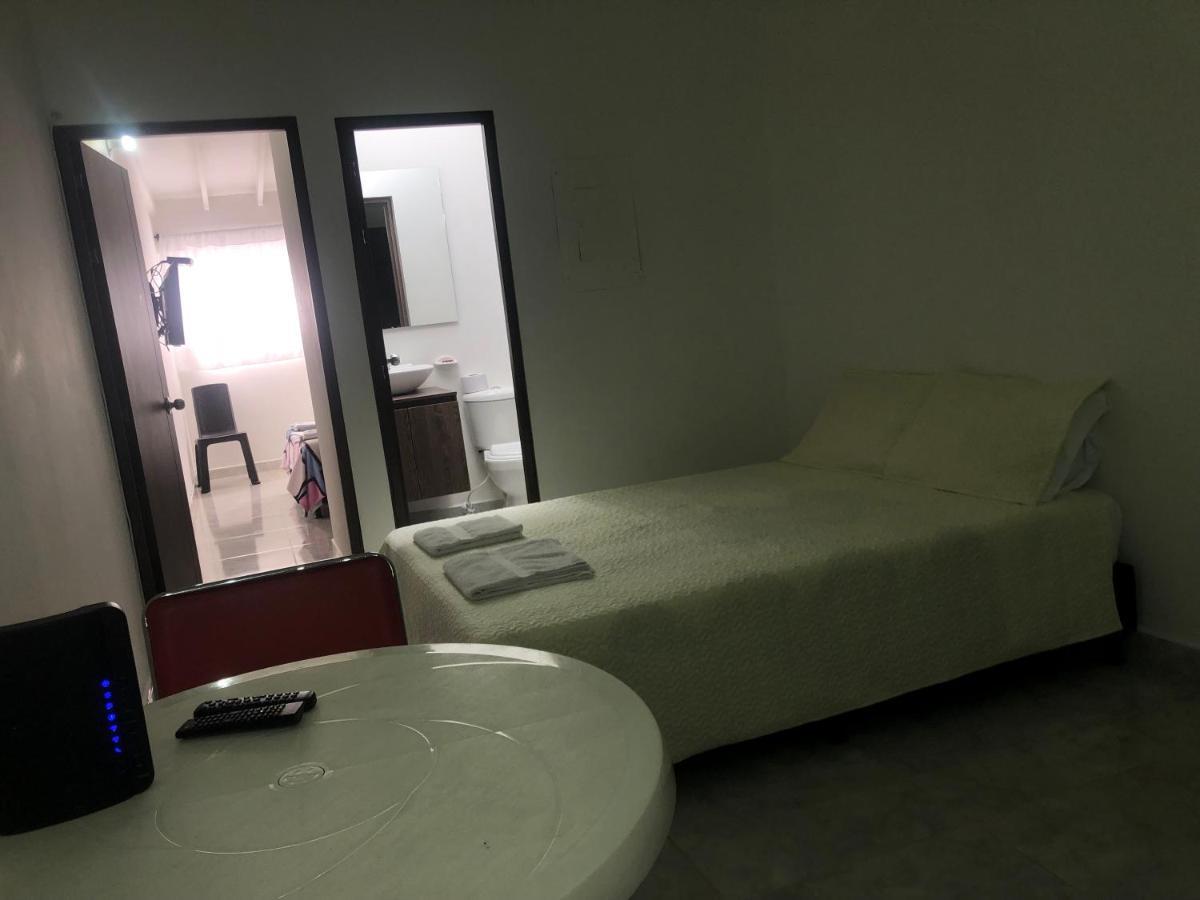 Apartamento Comodo En Laureles, Centrico Y Bien Ubicado Apto404 * Medellín