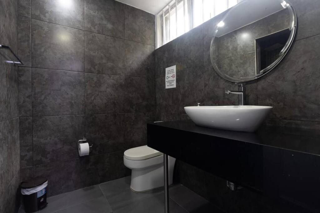 Casa Privada En El Poblado Despedidas De Soltero Fiesta Picsina Jacuzzi Villa