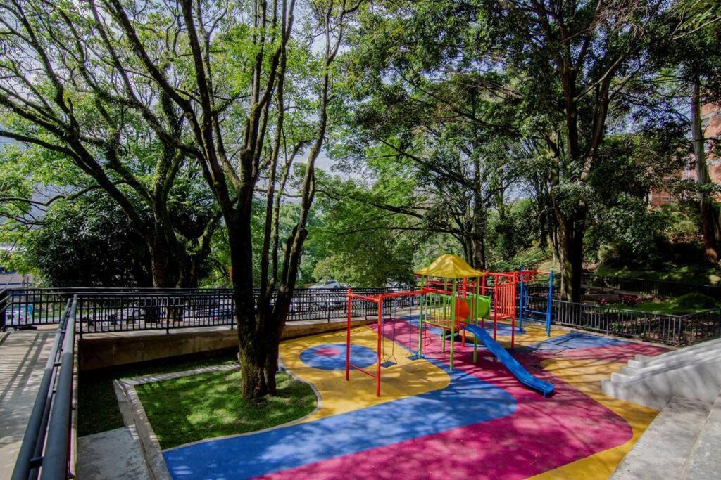 Acogedor Urbanizacion Tricentenario Apartamento Medellín