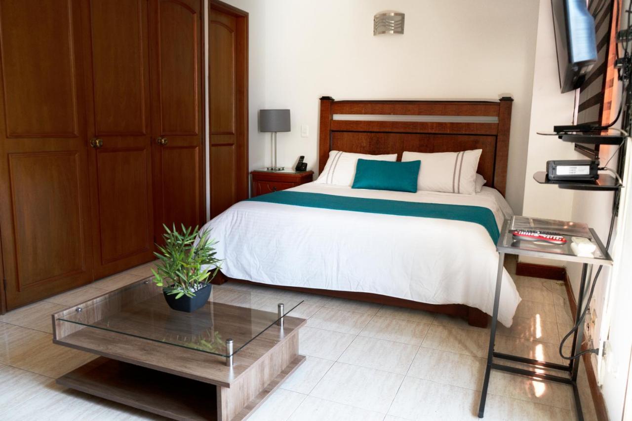 Comfortable Quite In El Poblado Apartamento *