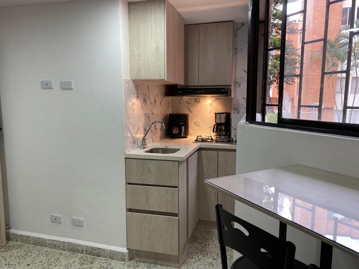 Encantador Loft Central En - Rosales * Medellín