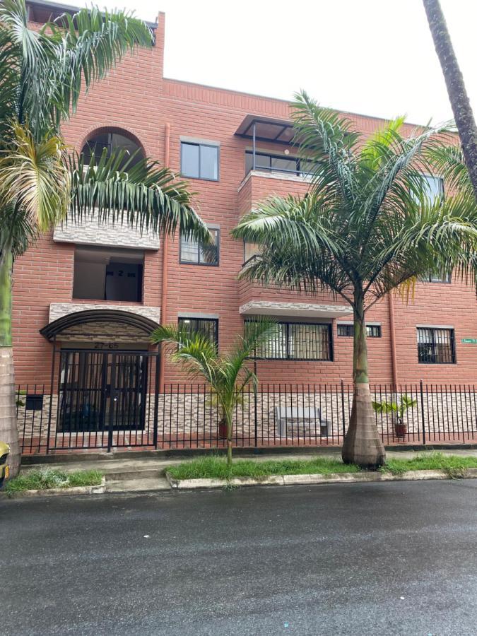 Encantador Loft Central En - Rosales Apartamento