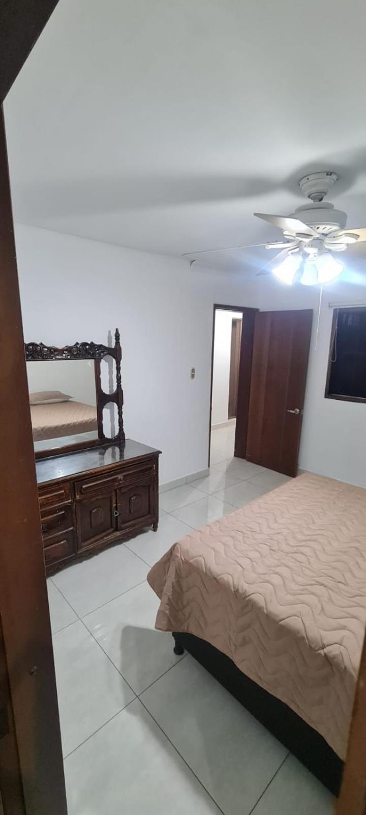 Apartamento En Estadio, Medellín