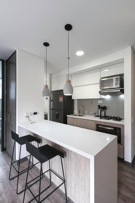 Gorgeous 2 Bedroom In El Poblado Apartamento