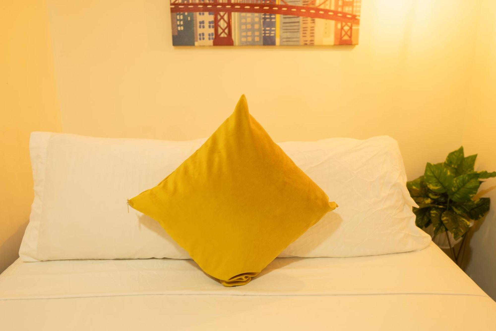 Pensión Africa House-casa Laureles-la70 Medellín