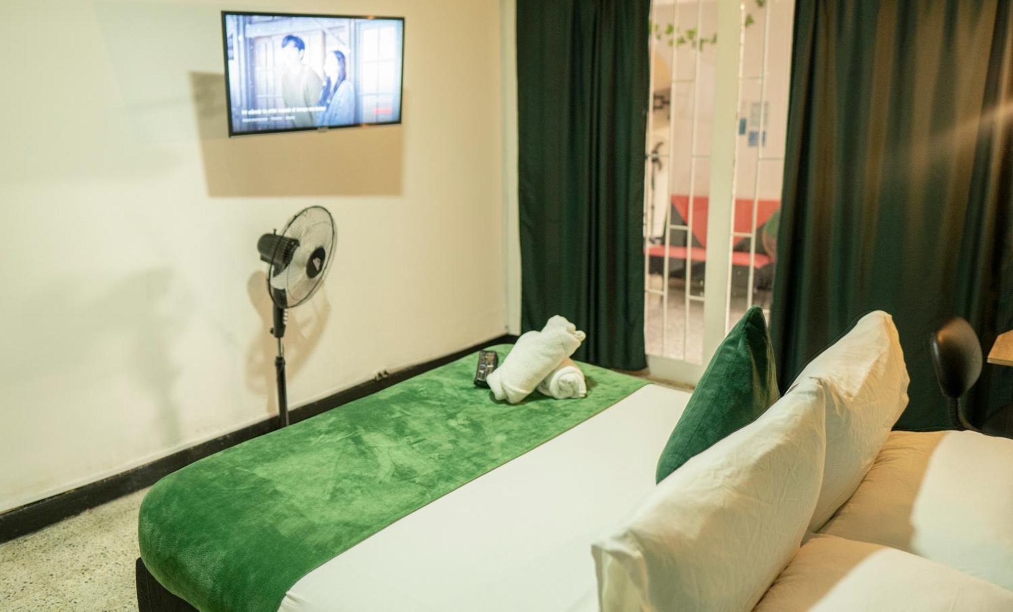 Africa House-casa Laureles-la70 Medellín