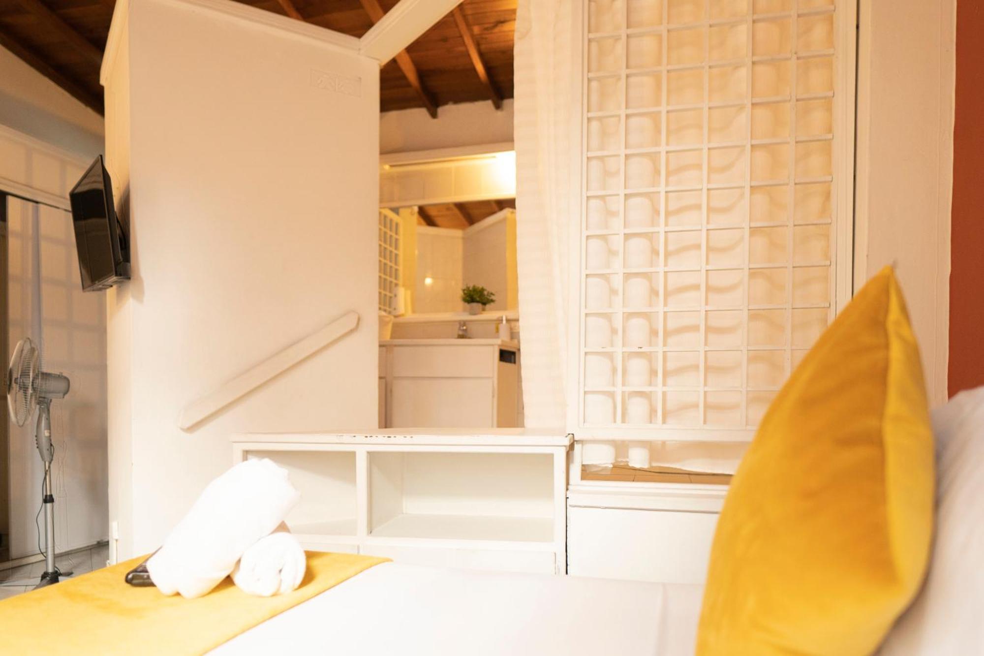 Africa House-casa Laureles-la70 Medellín
