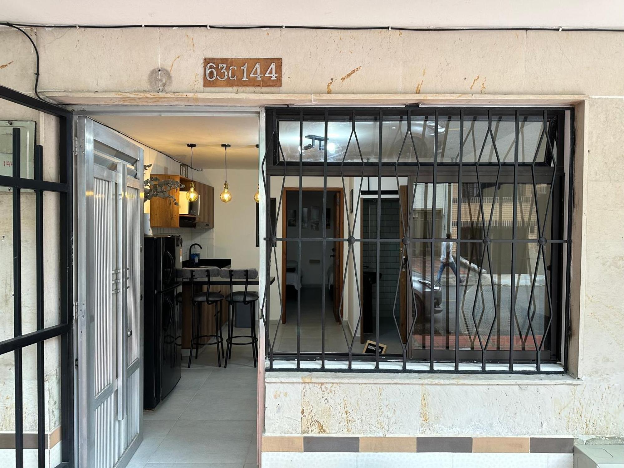 Cerca A Laureles / 300m Wi-fi Apartamento