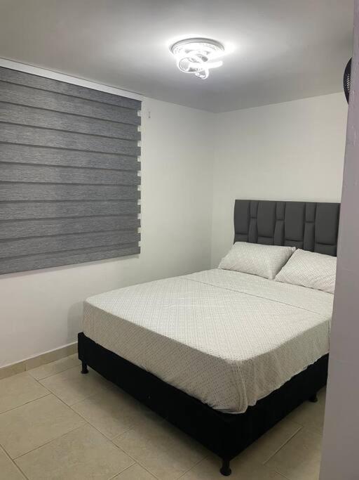 Hermoso Aparta Estudio