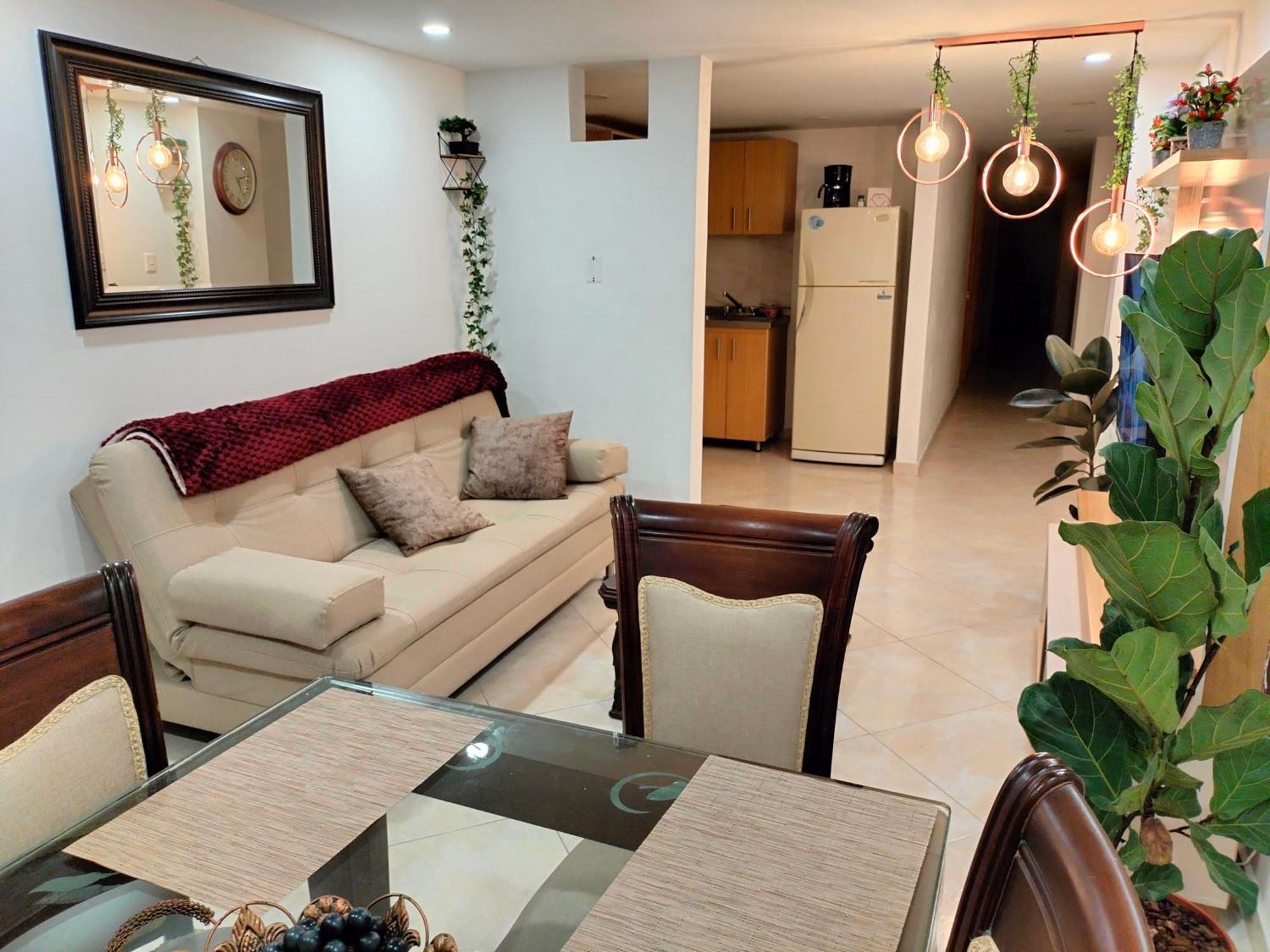 Apartamento En El Corazon De La Ciudad Con Impresionantes Vistas Urbanas Medellín
