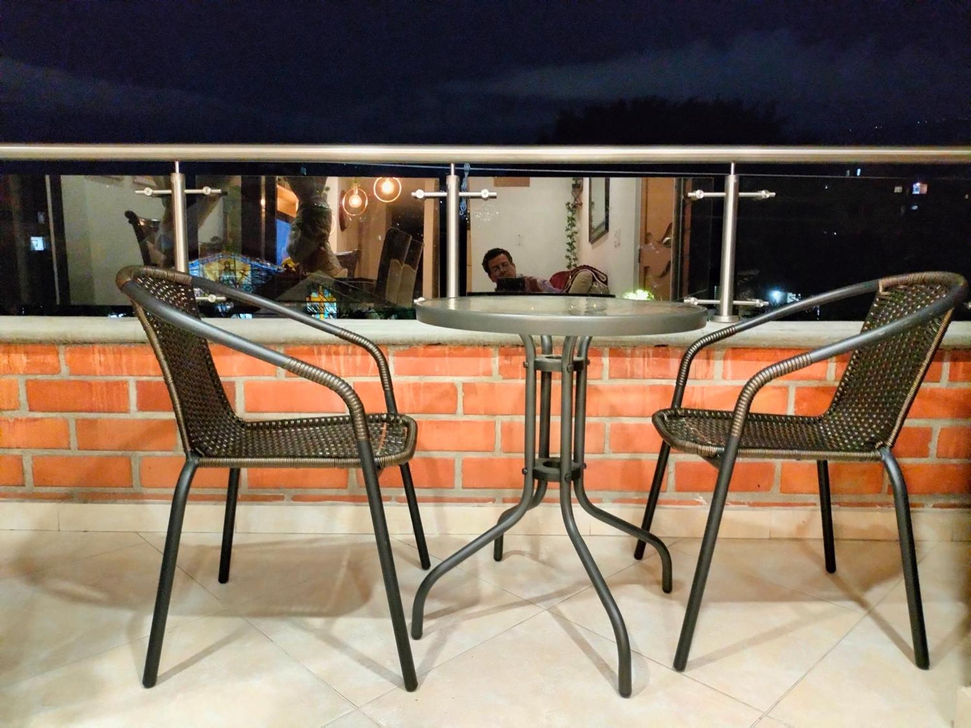 Apartamento En El Corazon De La Ciudad Con Impresionantes Vistas Urbanas Medellín