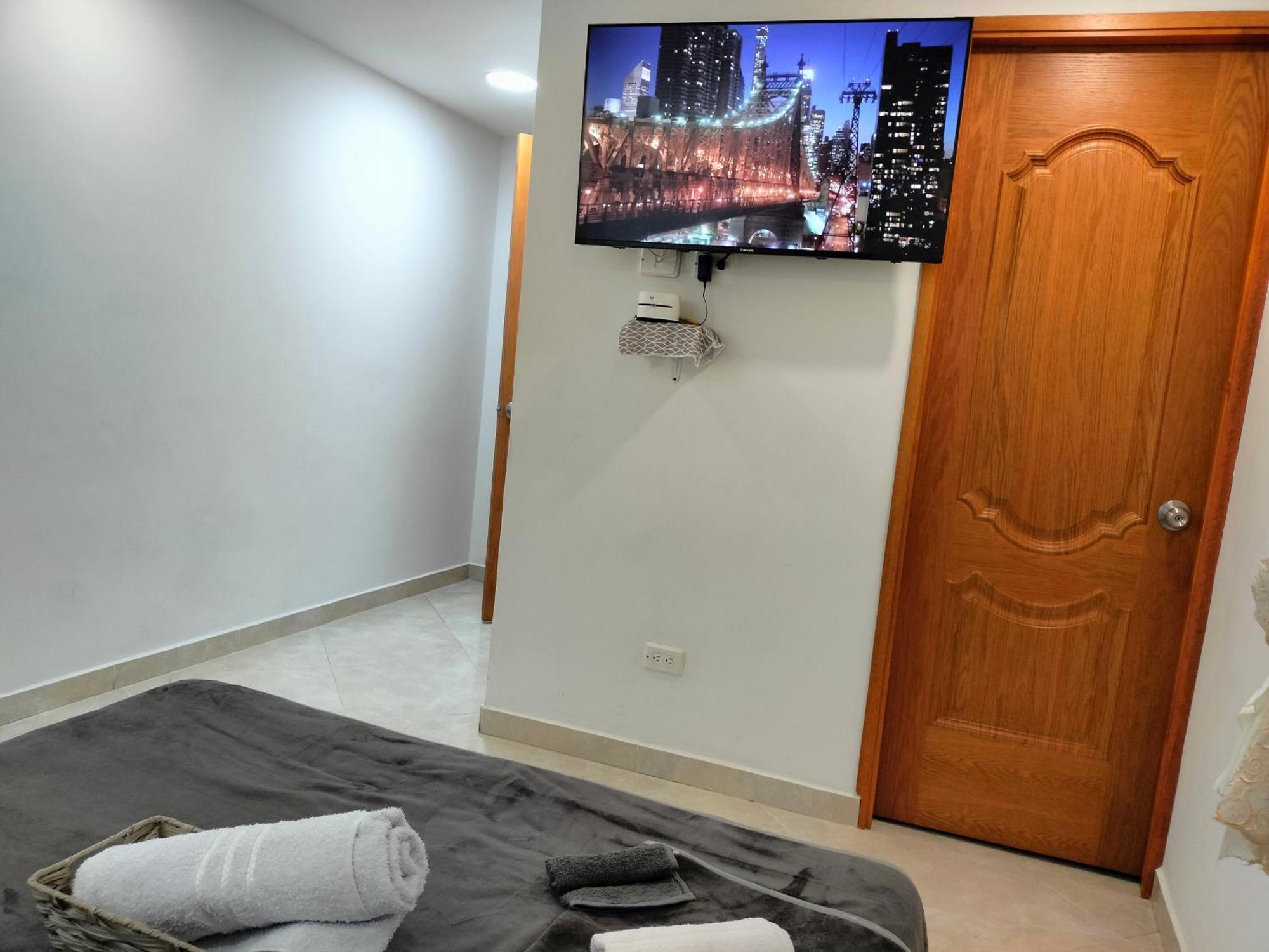 Apartamento En El Corazon De La Ciudad Con Impresionantes Vistas Urbanas