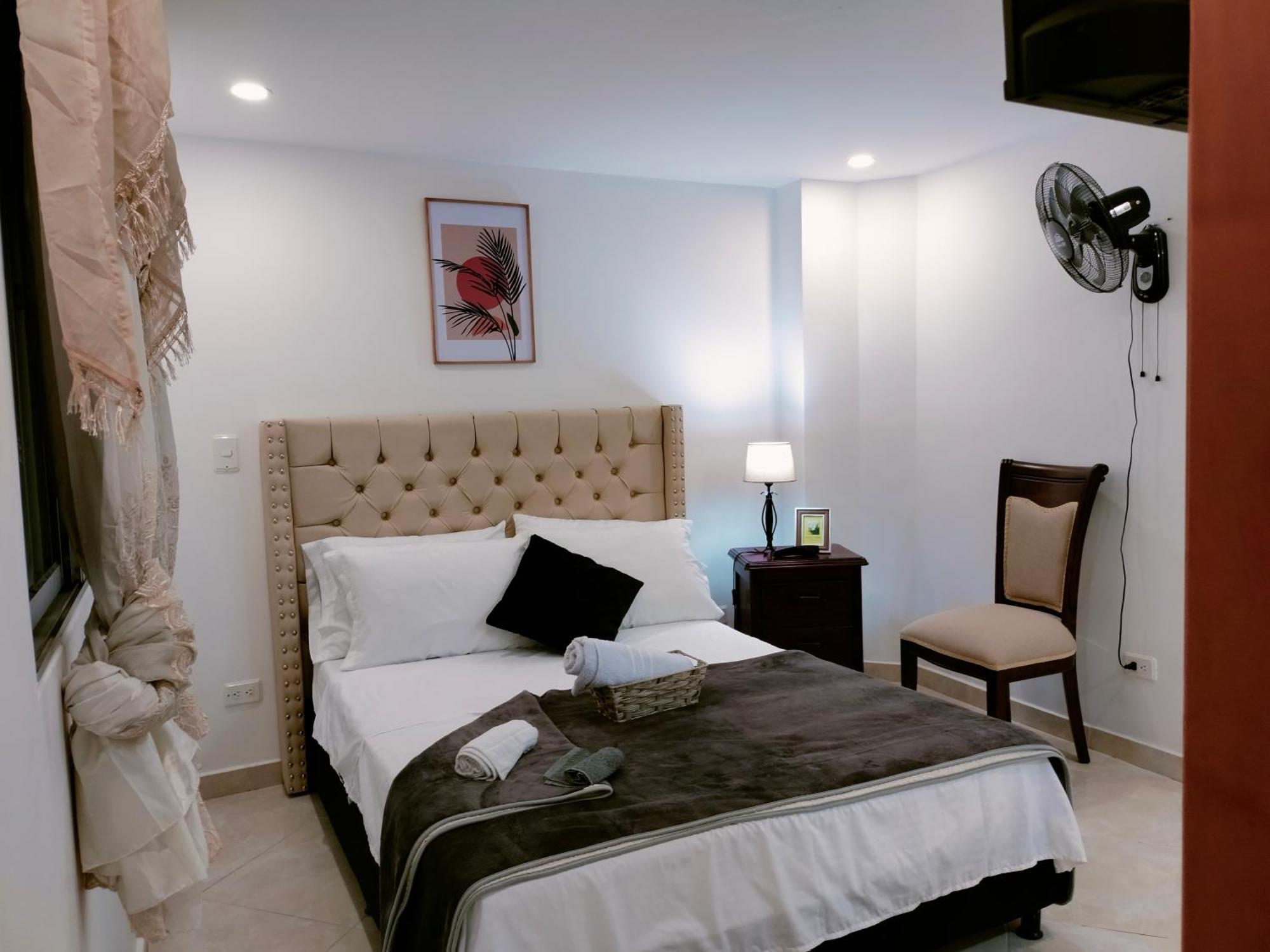 Apartamento En El Corazon De La Ciudad Con Impresionantes Vistas Urbanas Medellín